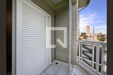 Casa à venda com 335m², 5 quartos e 3 vagas Casa à venda com 335m², 5 quartos e 3 vagasSacada