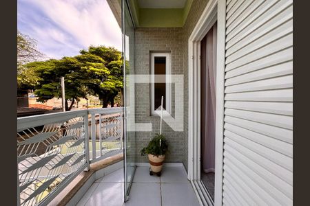 Casa à venda com 335m², 5 quartos e 3 vagas Casa à venda com 335m², 5 quartos e 3 vagasSacada