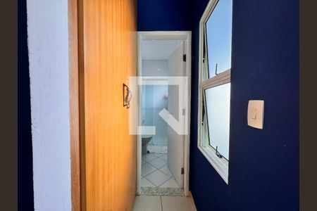 Casa à venda com 335m², 5 quartos e 3 vagas Casa à venda com 335m², 5 quartos e 3 vagasEdicula