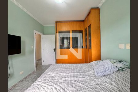 Casa à venda com 335m², 5 quartos e 3 vagas Casa à venda com 335m², 5 quartos e 3 vagasQuarto 2