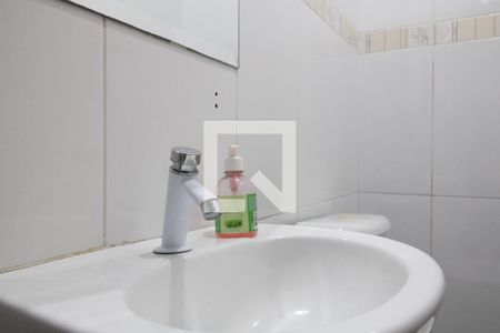 Casa à venda com 112m², 2 quartos e 2 vagasLavabo