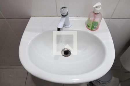 Casa à venda com 112m², 2 quartos e 2 vagasLavabo