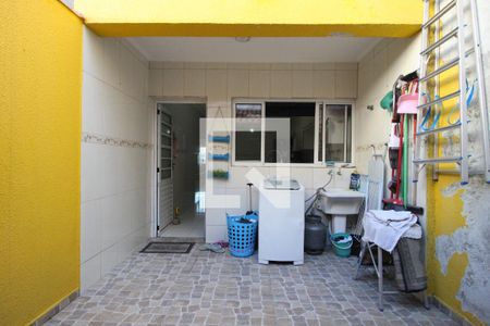 Casa à venda com 112m², 2 quartos e 2 vagaschurrasqueira e área de serviço