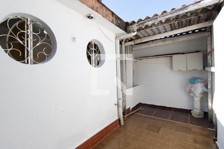 Casa à venda com 150m², 3 quartos e sem vaga Casa à venda com 150m², 3 quartos e sem vagaQuintal