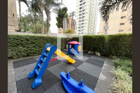 Apartamento à venda com 46m², 2 quartos e 1 vaga Apartamento à venda com 46m², 2 quartos e 1 vagaÁrea comum - Playground