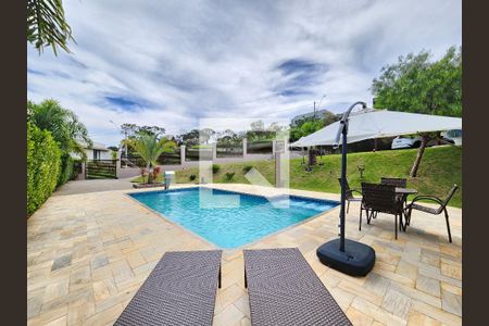 Casa de condomínio à venda com 290m², 4 quartos e 4 vagas Casa de condomínio à venda com 290m², 4 quartos e 4 vagasPiscina