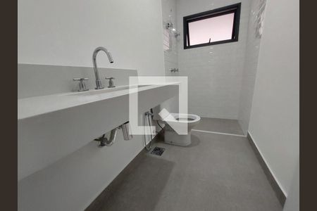 Casa à venda com 515m², 4 quartos e 4 vagasBanheiro do Quarto 2