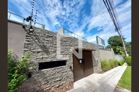 Casa à venda com 707m², 5 quartos e 6 vagas Casa à venda com 707m², 5 quartos e 6 vagasFachada da Casa