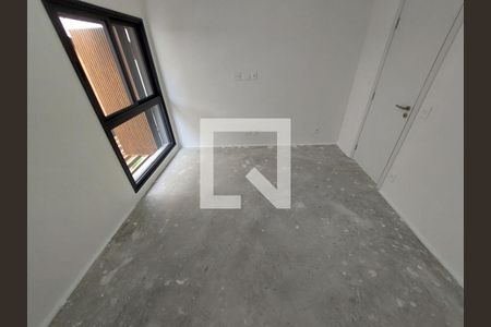 Casa à venda com 707m², 5 quartos e 6 vagas Casa à venda com 707m², 5 quartos e 6 vagasQuarto 2