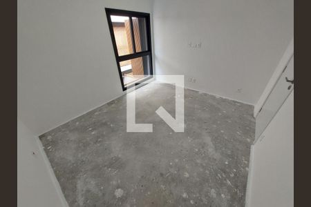 Casa à venda com 707m², 5 quartos e 6 vagas Casa à venda com 707m², 5 quartos e 6 vagasQuarto 2