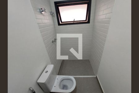 Casa à venda com 707m², 5 quartos e 6 vagas Casa à venda com 707m², 5 quartos e 6 vagasBanheiro da Suíte