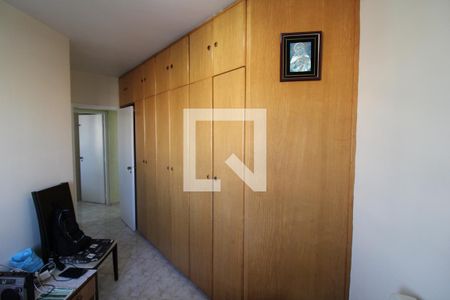 Apartamento à venda com 76m², 3 quartos e 3 vagasQuarto 2