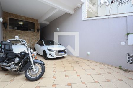 Casa à venda com 330m², 3 quartos e 4 vagas Casa à venda com 330m², 3 quartos e 4 vagasGaragem