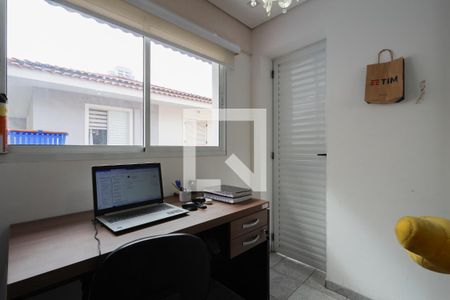 Casa à venda com 330m², 3 quartos e 4 vagas Casa à venda com 330m², 3 quartos e 4 vagasEdícula - Escritório