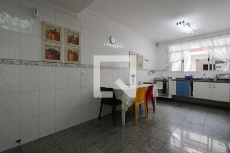 Casa à venda com 330m², 3 quartos e 4 vagas Casa à venda com 330m², 3 quartos e 4 vagasCozinha