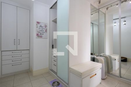 Casa à venda com 330m², 3 quartos e 4 vagas Casa à venda com 330m², 3 quartos e 4 vagasSuíte 3