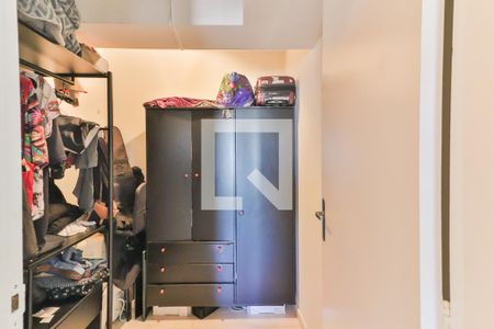 Apartamento à venda com 60m², 3 quartos e 1 vaga Apartamento à venda com 60m², 3 quartos e 1 vagaQuarto Closet
