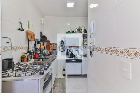 Apartamento à venda com 60m², 3 quartos e 1 vaga Apartamento à venda com 60m², 3 quartos e 1 vagaCozinha e Área de Serviço