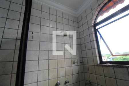 Casa à venda com 350m², 3 quartos e 3 vagasBanheiro social