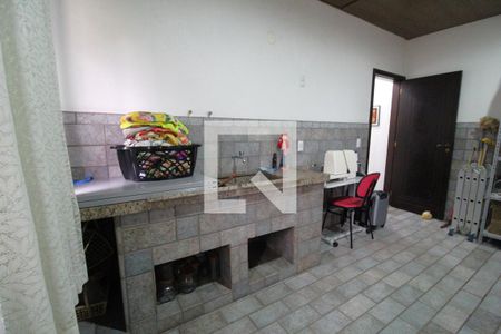 Casa à venda com 350m², 3 quartos e 3 vagasÁrea de serviço