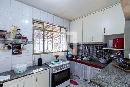 Casa à venda com 98m², 2 quartos e 1 vaga Casa à venda com 98m², 2 quartos e 1 vagaCozinha