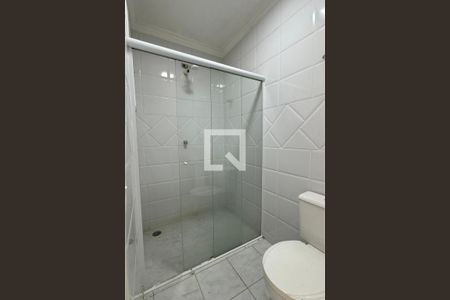 Casa de condomínio à venda com 400m², 4 quartos e 4 vagasBanheiro de serviço