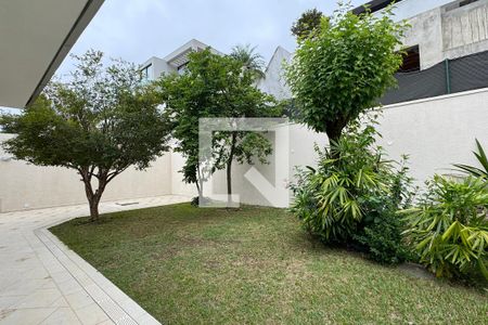 Casa de condomínio à venda com 400m², 4 quartos e 4 vagasJardim