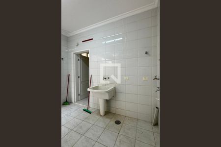 Casa de condomínio à venda com 400m², 4 quartos e 4 vagasÁrea de Serviço