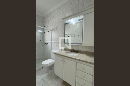 Casa de condomínio à venda com 400m², 4 quartos e 4 vagasBanheiro 2 da Suíte 1