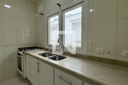 Casa de condomínio à venda com 400m², 4 quartos e 4 vagasCozinha 1