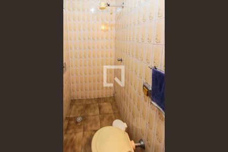 Casa à venda com 150m², 3 quartos e 4 vagasBanheiro de serviço