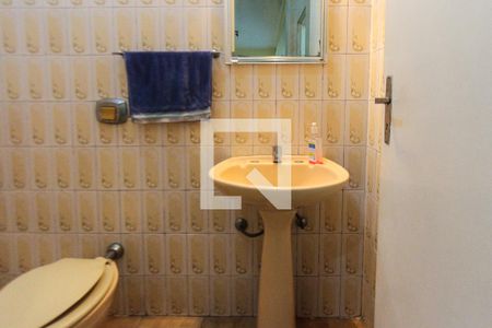 Casa à venda com 150m², 3 quartos e 4 vagasBanheiro de serviço