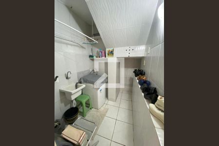 Casa à venda com 93m², 3 quartos e sem vaga Casa à venda com 93m², 3 quartos e sem vagaÁrea de Serviço