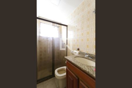 Apartamento à venda com 42m², 2 quartos e 1 vaga Apartamento à venda com 42m², 2 quartos e 1 vagaBanheiro