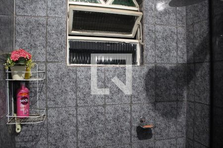 Casa à venda com 320m², 3 quartos e 2 vagasBanheiro