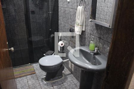 Casa à venda com 320m², 3 quartos e 2 vagasBanheiro