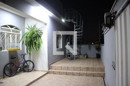 Casa à venda com 320m², 3 quartos e 2 vagasQuintal