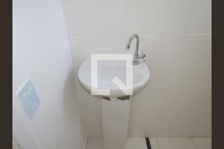 Apartamento à venda com 34m², 2 quartos e sem vagaBanheiro - Pia
