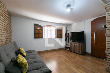 Casa à venda com 269m², 4 quartos e 5 vagas Casa à venda com 269m², 4 quartos e 5 vagasEdícula
