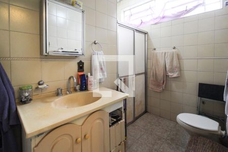 Casa à venda com 142m², 2 quartos e 2 vagas Casa à venda com 142m², 2 quartos e 2 vagasBanheiro