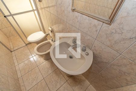 Casa à venda com 239m², 3 quartos e 2 vagasDetalhe Banheiro  Edicula Fundos 