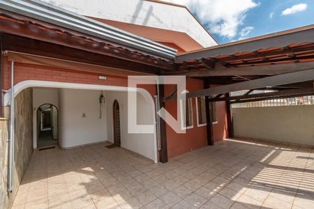 Casa à venda com 239m², 3 quartos e 2 vagasGaragem 