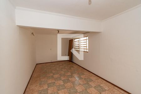 Casa à venda com 239m², 3 quartos e 2 vagasEscritorio 