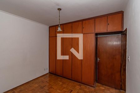 Casa à venda com 239m², 3 quartos e 2 vagasQuarto 2