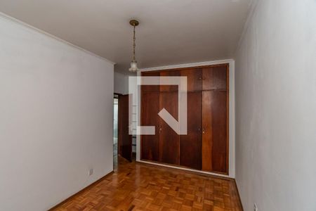 Casa à venda com 239m², 3 quartos e 2 vagasQuarto 1
