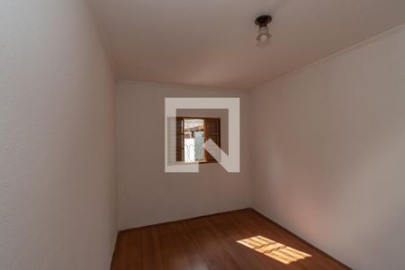 Casa à venda com 239m², 3 quartos e 2 vagasQuarto  Edicula Fundos 