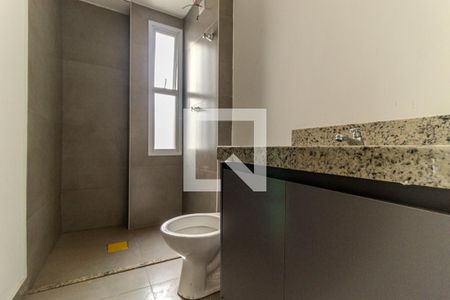 Banheiro de apartamento à venda com 1 quarto, 33m² em Vila Buarque, São Paulo