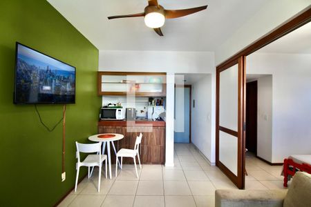 Sala de apartamento para alugar com 1 quarto, 38m² em Pituba, Salvador