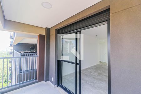 Apartamento à venda com 173m², 3 quartos e 3 vagas Apartamento à venda com 173m², 3 quartos e 3 vagasVaranda Suíte 3