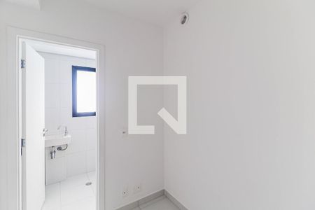 Apartamento à venda com 173m², 3 quartos e 3 vagas Apartamento à venda com 173m², 3 quartos e 3 vagasÁrea de Serviço